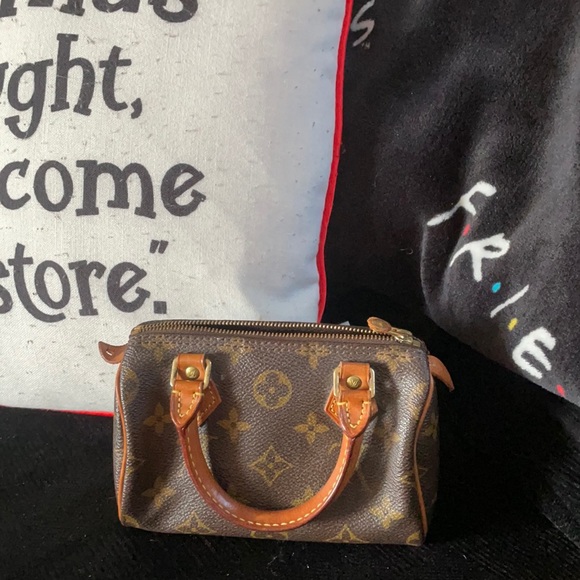 Louis Vuitton mini speedy - Picture 1 of 7